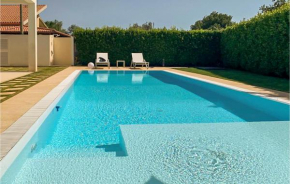Amazing home in Modica with Outdoor swimming pool, WiFi and Private swimming pool
